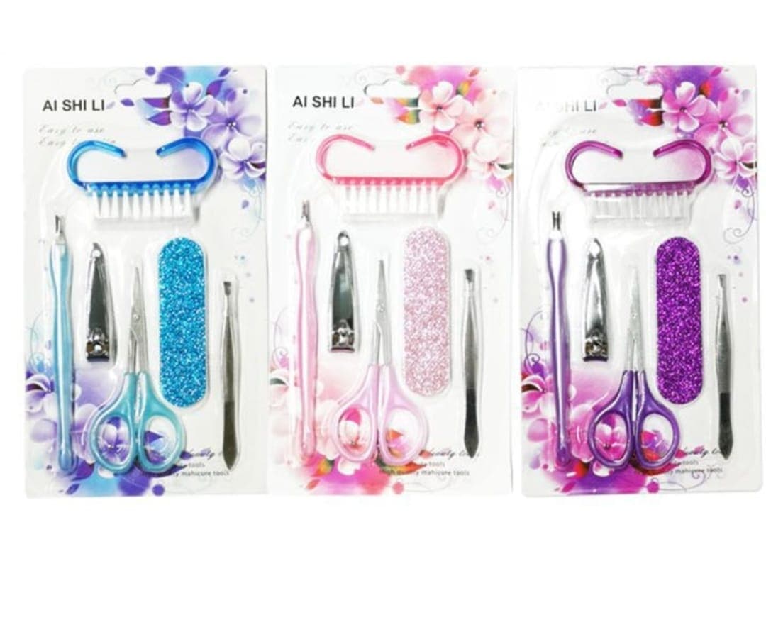 Kit de Manicure Pedicure e Pinça - 4